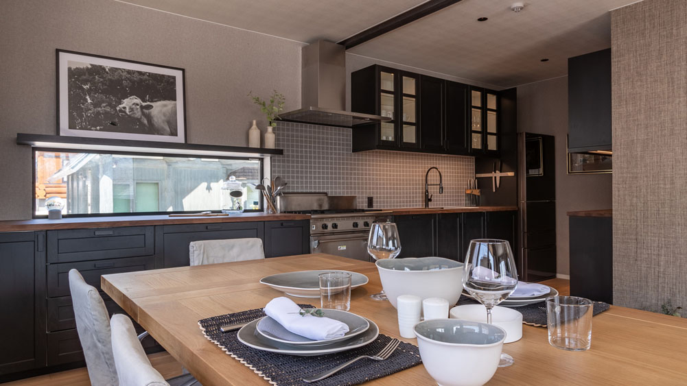 Shousugi  Dining and Kitchen Area